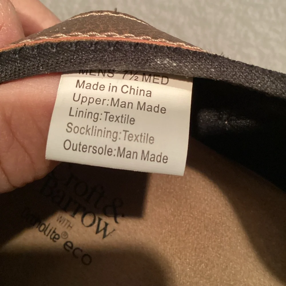 Croft & Barrow Ortholite eco strappy leather sandal,open weave,Velcro close, 7.5